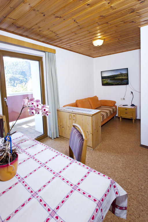 Apart Kaltenbacher Nauders Zimmer foto